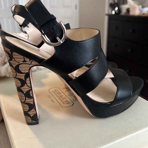 Coach Bertta Vachetta black sandals. EUC. Only worn a few times. - Picture 1 of 6